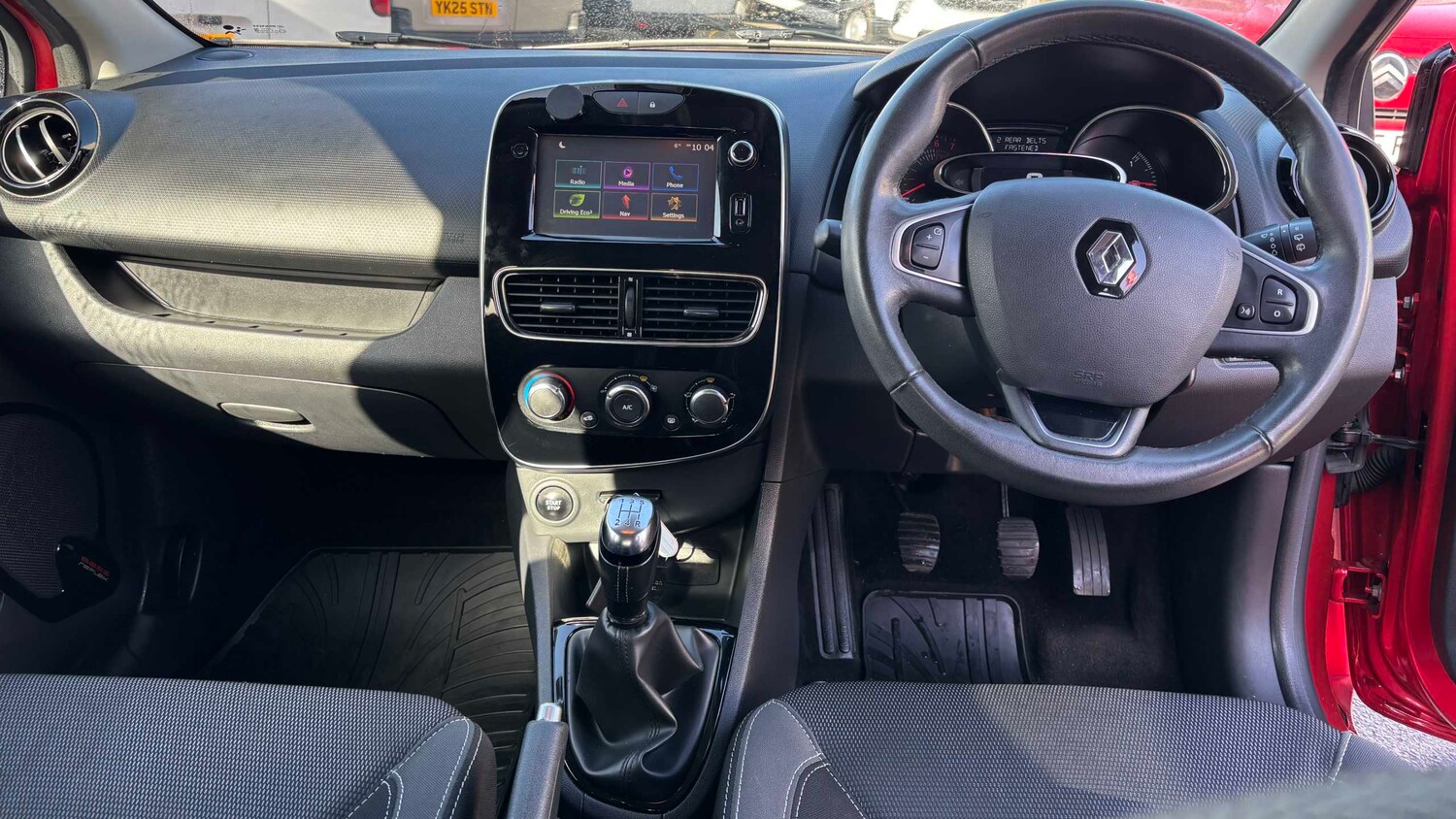 Used Renault Clio for sale - 77858975: Photo 12