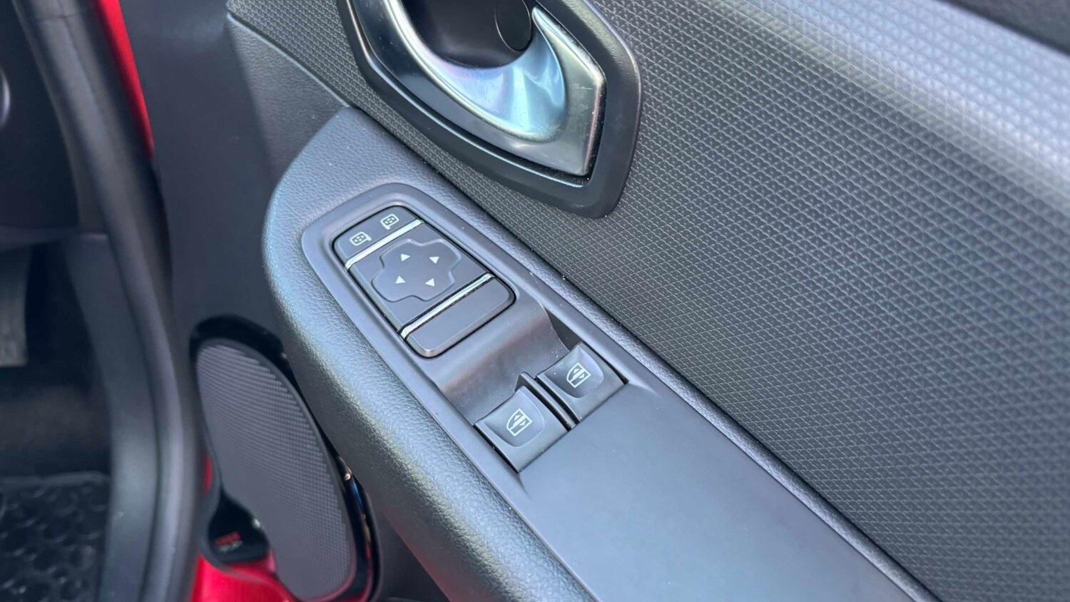 Used Renault Clio for sale - 77858975: Photo 13