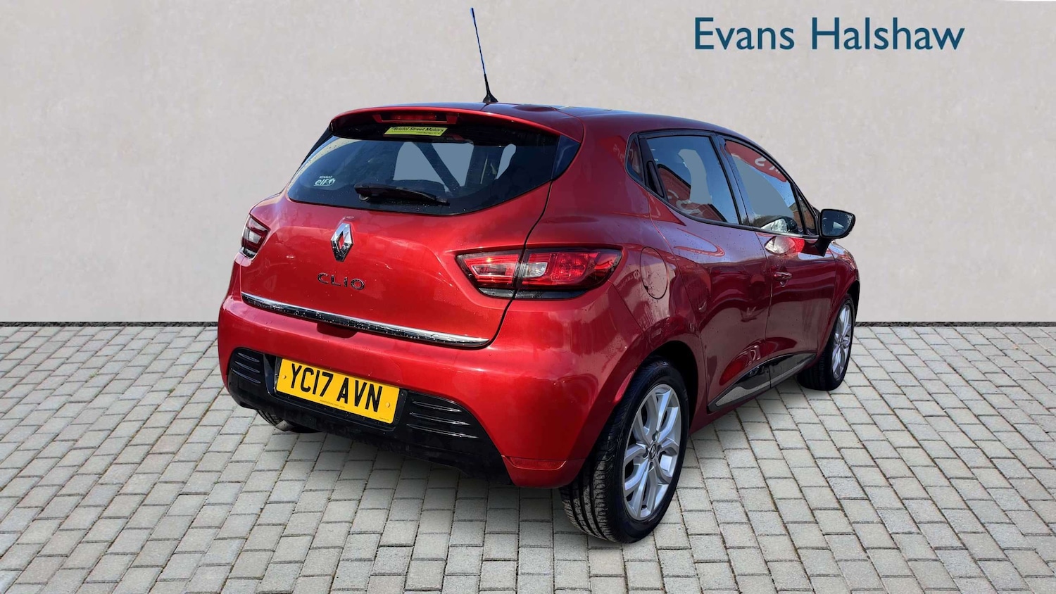 Used Renault Clio for sale - 77858975: Photo 4