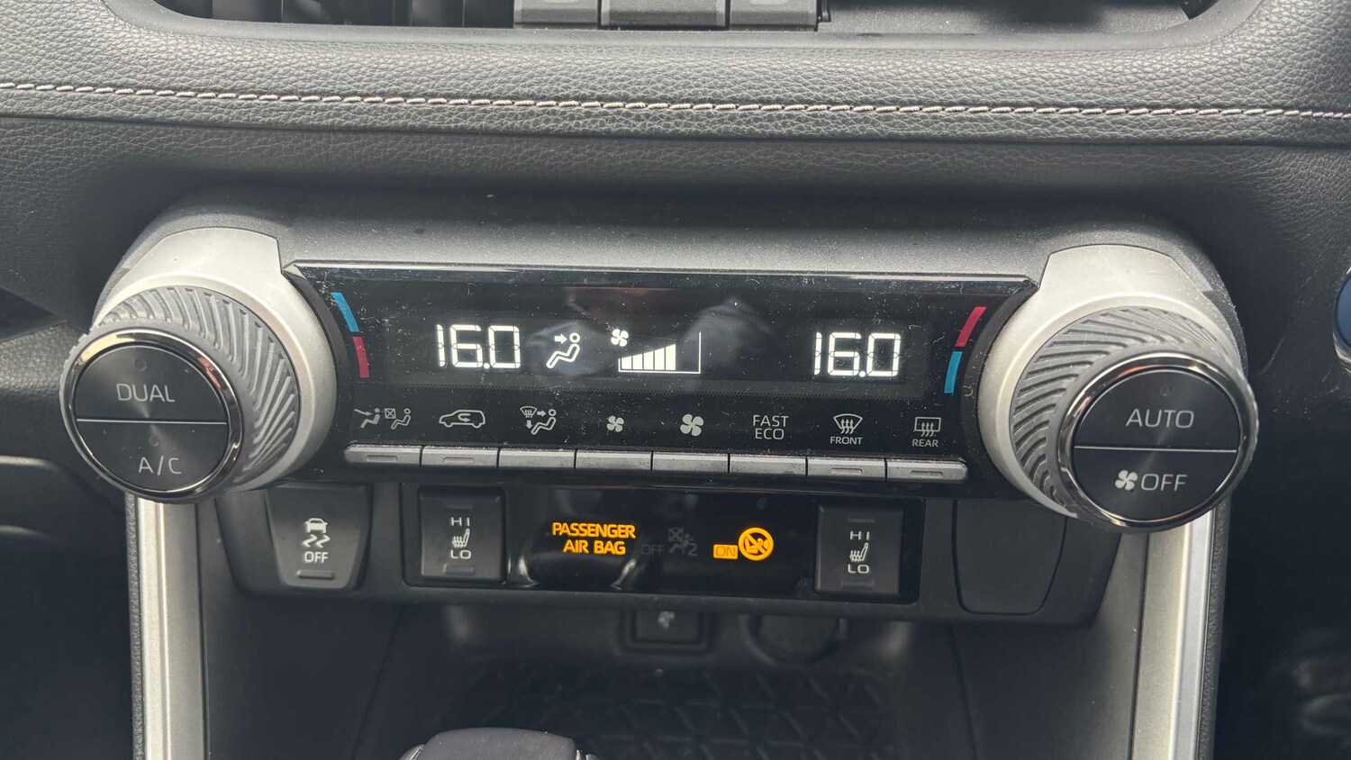 Used Toyota RAV4 2021 for sale - 77856632: Photo 20