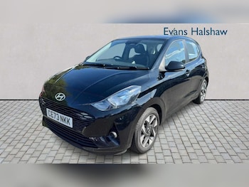 Used Hyundai i10 2023 for sale - 79524098: Photo