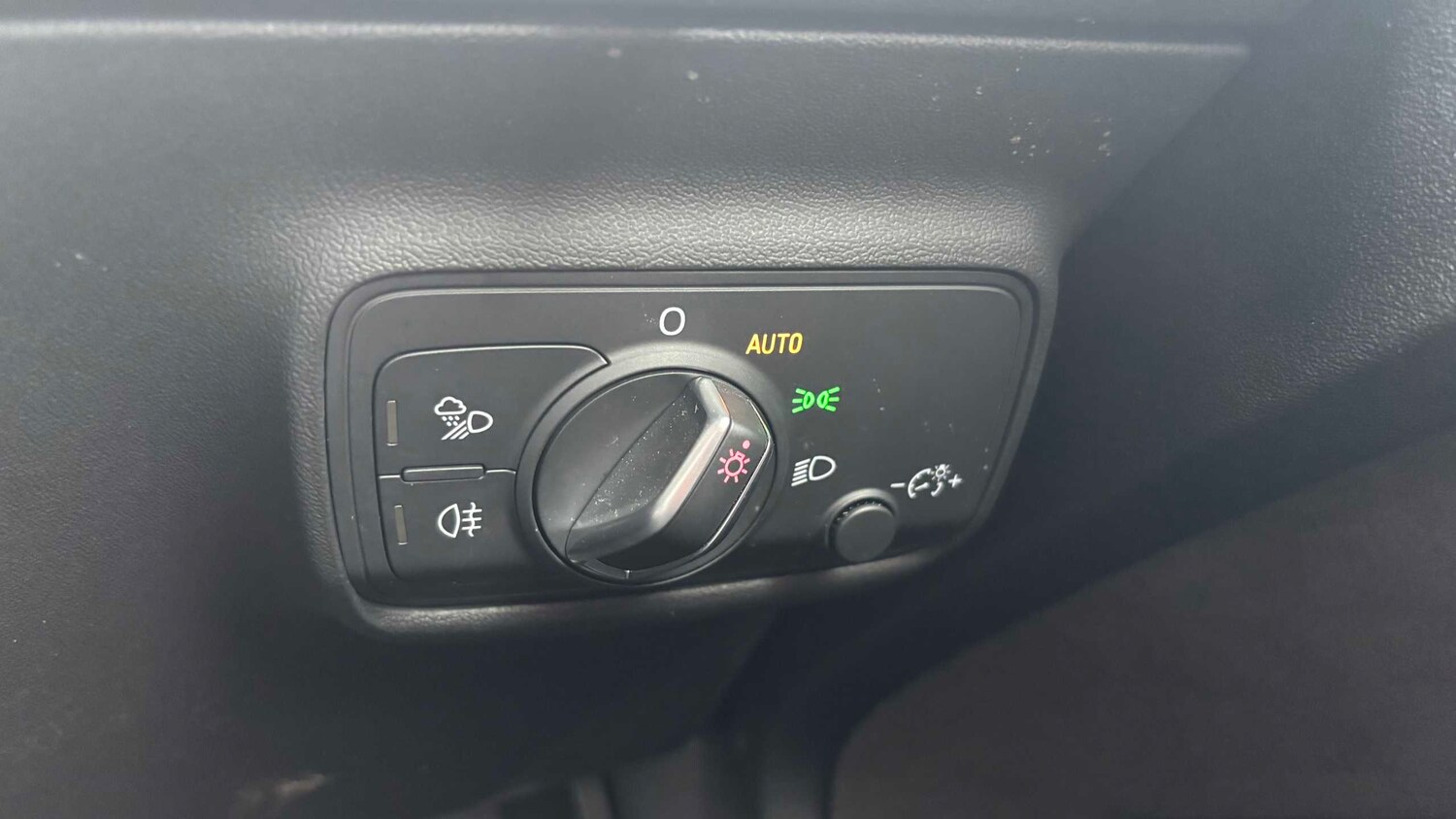 Used Audi TT for sale - 77861227: Photo 25