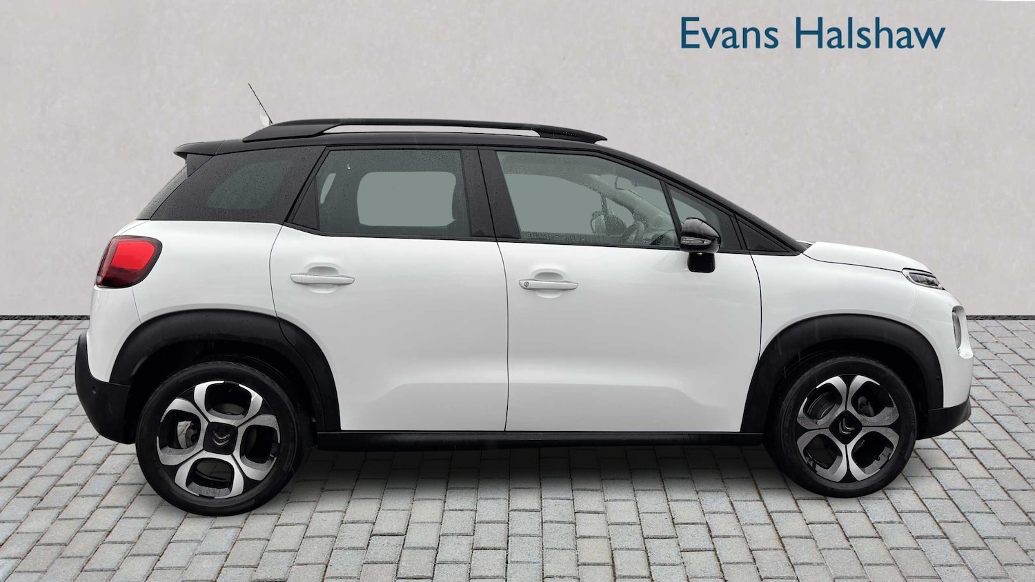 Used Citroen C3 Aircross for sale - 77861068: Photo 2