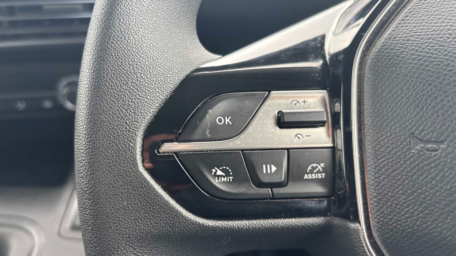 Used Peugeot Partner 2024 for sale - 77858989: Photo 14