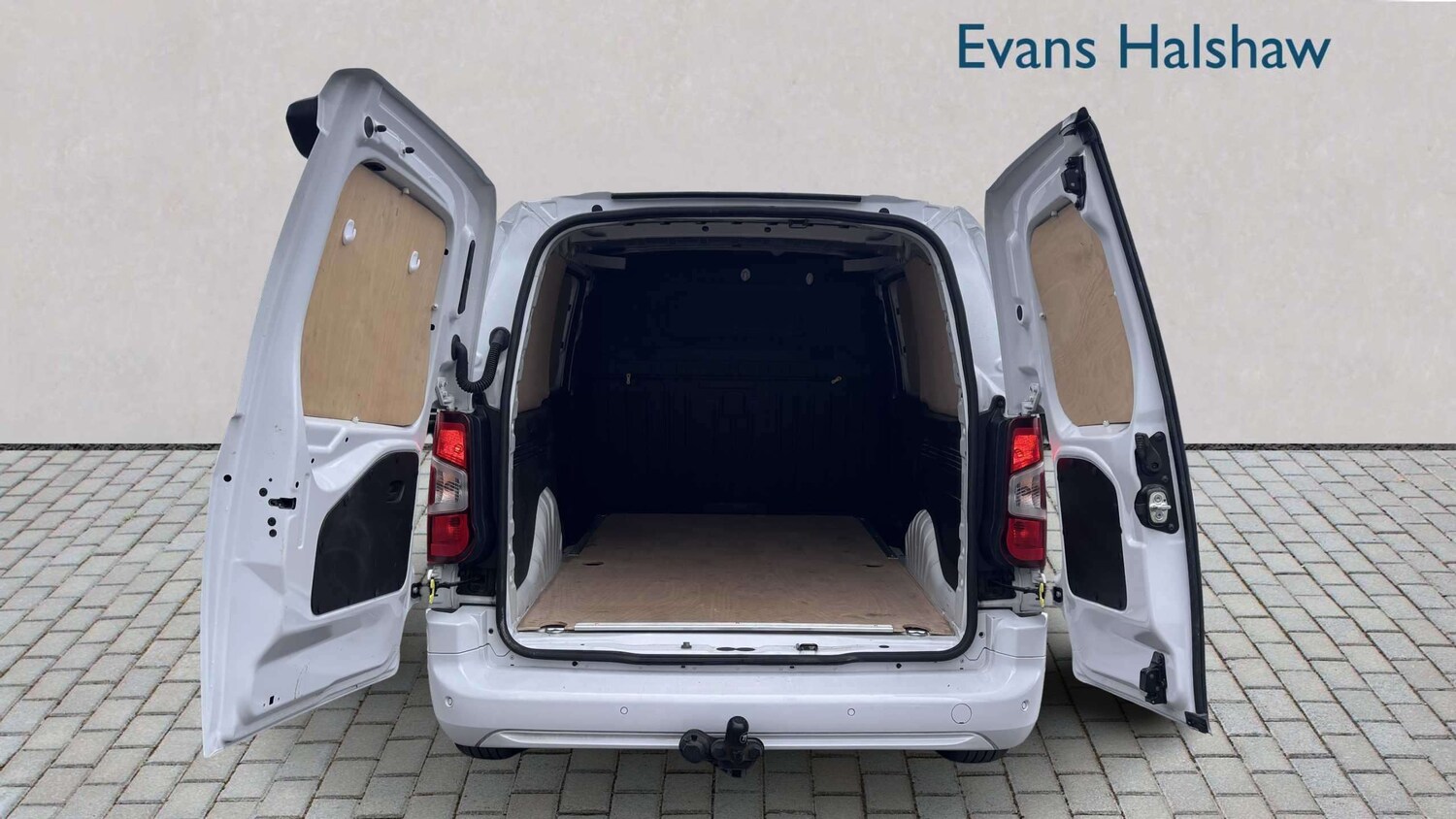 Used Peugeot Partner 2024 for sale - 77858989: Photo 9