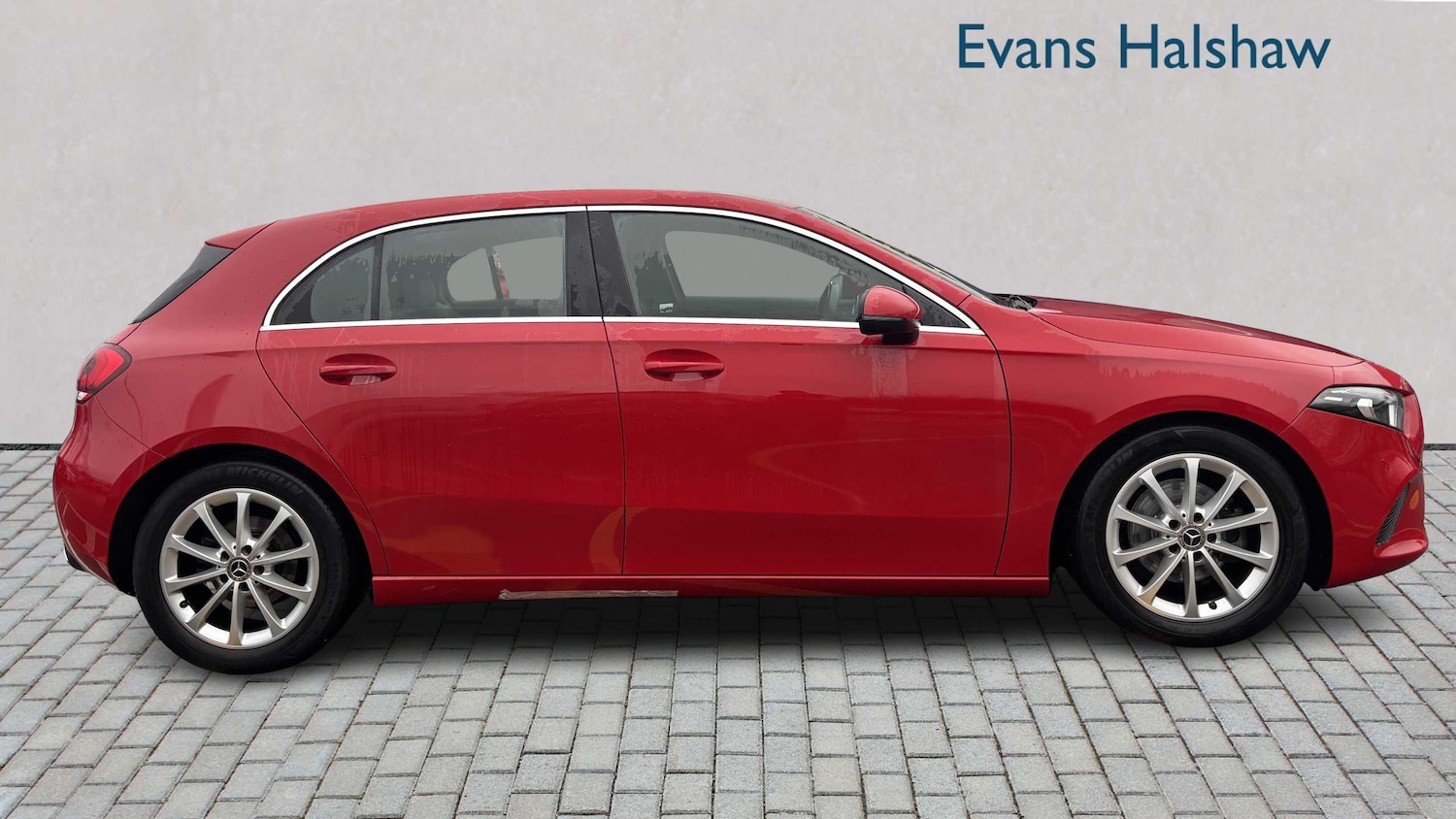 Used Mercedes-Benz A-Class for sale - 77860688: Photo 2