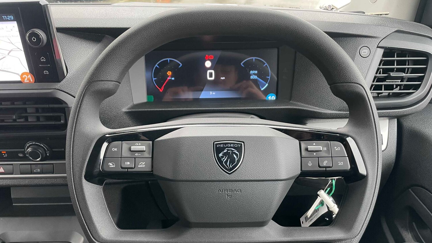 Used Peugeot Expert 2025 for sale - 77859424: Photo 18