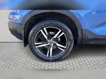 Used Volvo XC40 2019 for sale - 77914000: Photo