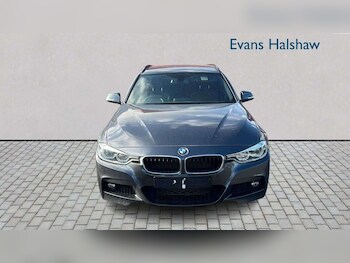 Used BMW 3 Series 2018 for sale - 77858911: Photo