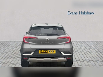 Used Renault Captur 2023 for sale - 78881130: Photo