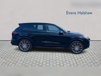 Used Porsche Cayenne 2015 for sale - 78161210: Photo