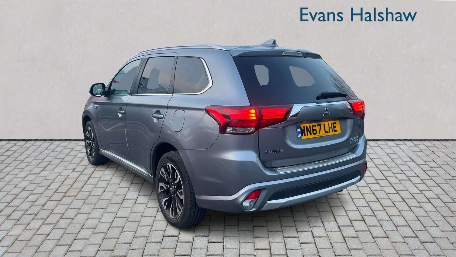 Used Mitsubishi Outlander for sale - 77862132: Photo 8