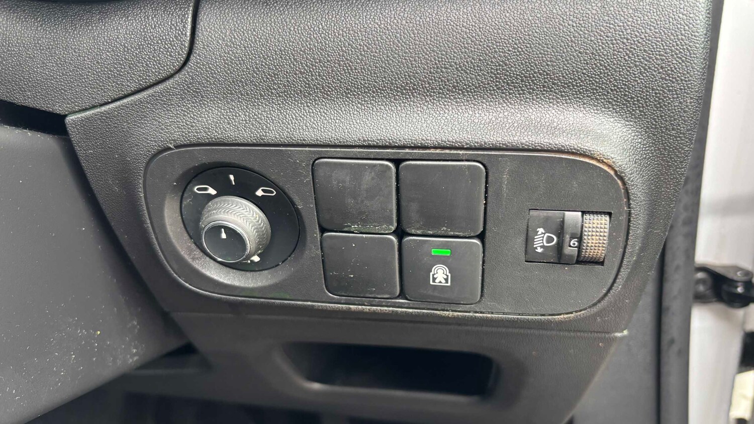 Used Citroen C3 for sale - 77859876: Photo 15