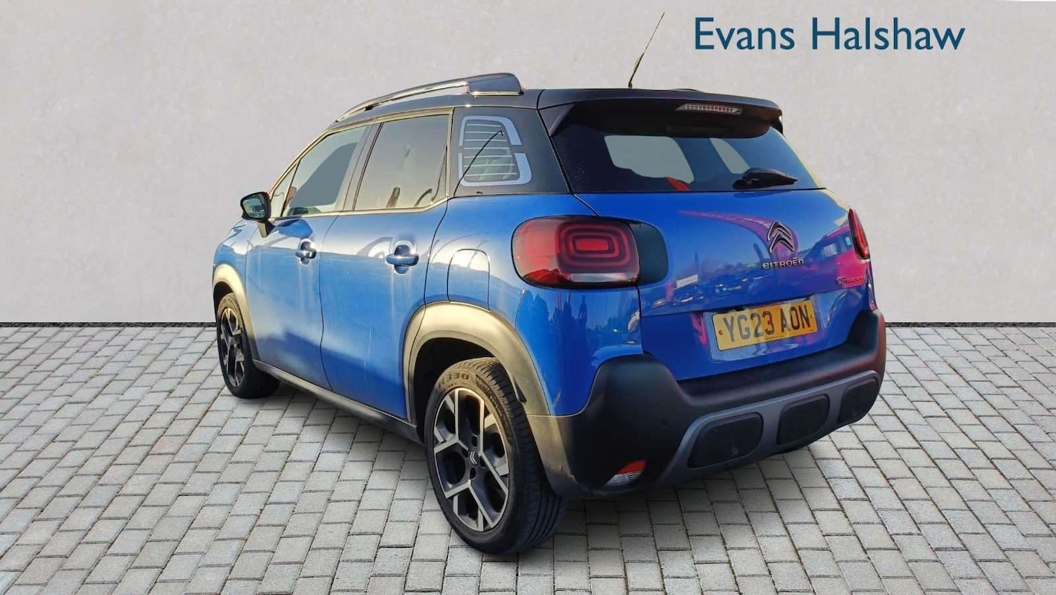 Used Citroen C3 Aircross 2023 for sale - 77859619: Photo 3