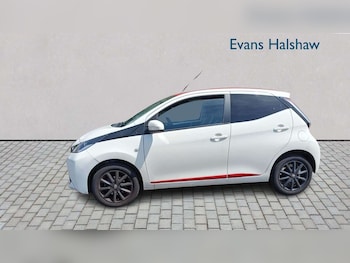 Used Toyota AYGO 2018 for sale - 78774640: Photo