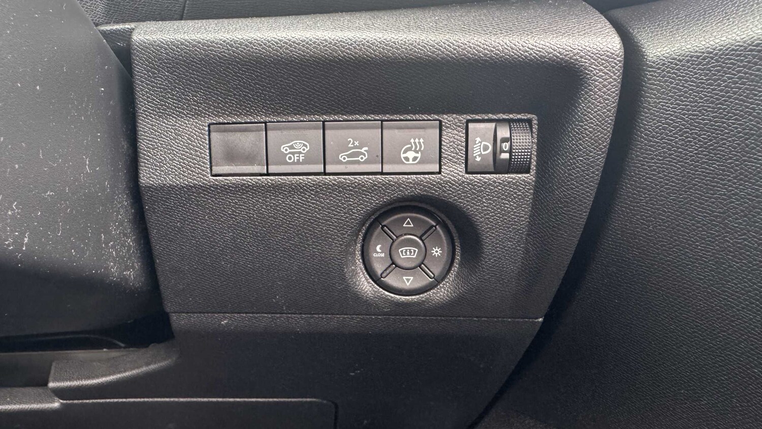 Used Citroen C4 X for sale - 77861103: Photo 32