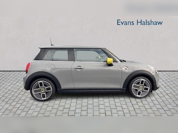Used MINI Hatch 2020 for sale - 77861823: Photo