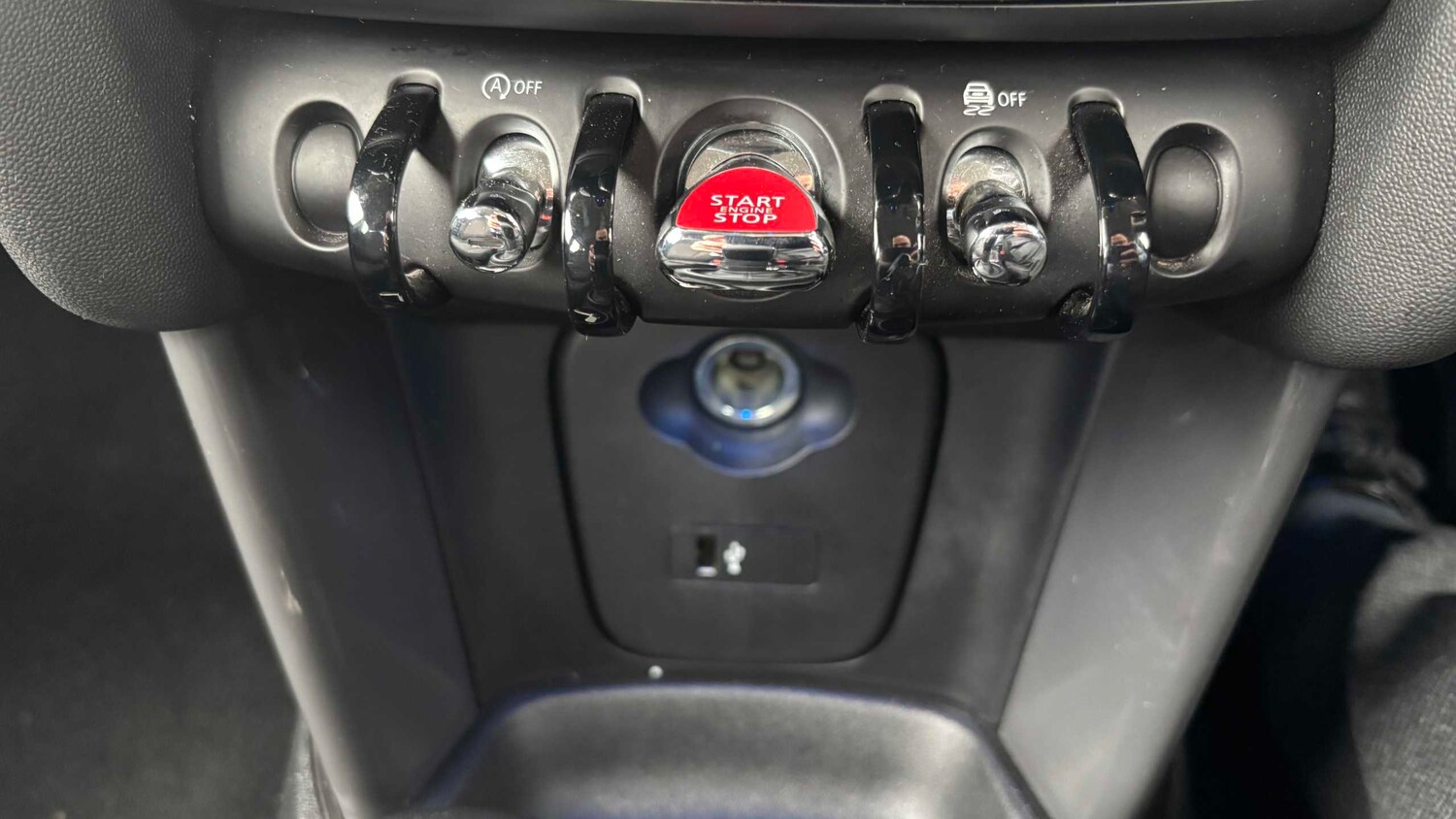 Used MINI Hatch 2020 for sale - 77858114: Photo 19