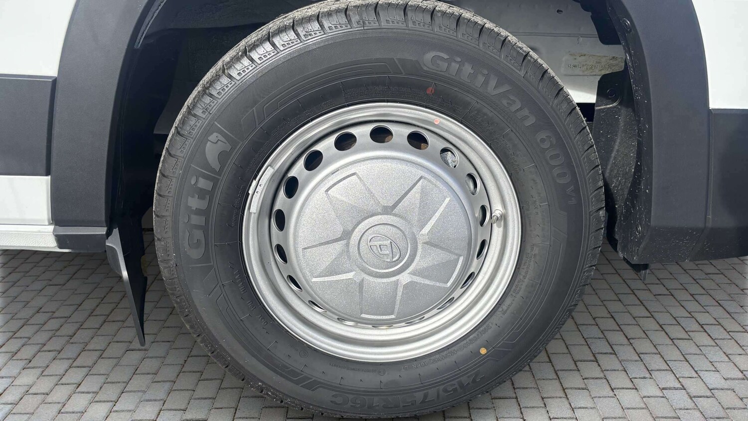 Used Maxus Deliver 9 for sale - 77860856: Photo 30