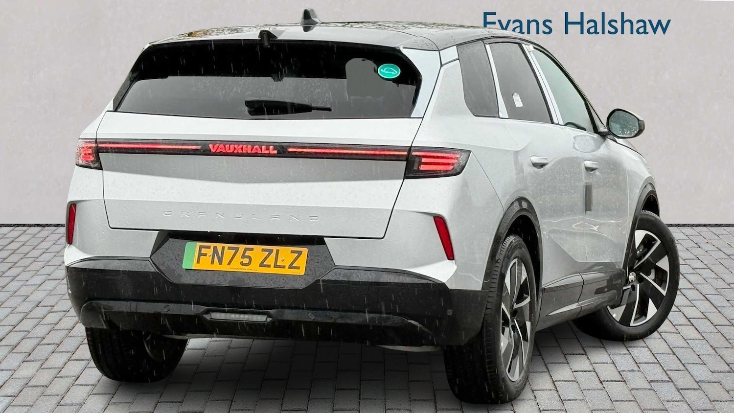 Used Vauxhall Grandland 2025 for sale - 77856567: Photo 2