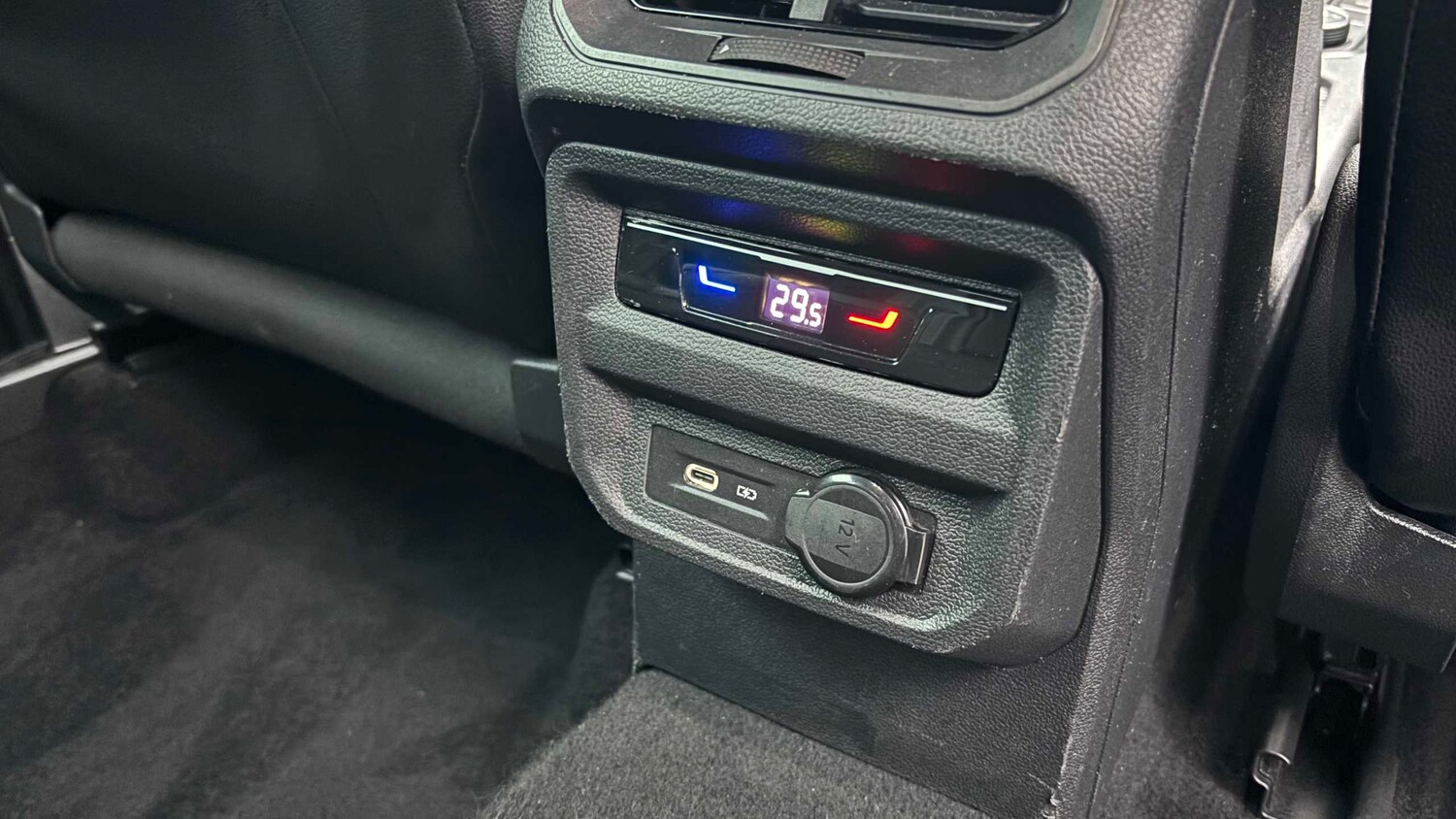 Used Volkswagen Tiguan for sale - 77861112: Photo 12