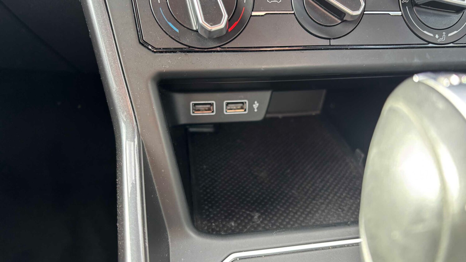 Used Volkswagen Polo 2019 for sale - 77859683: Photo 20