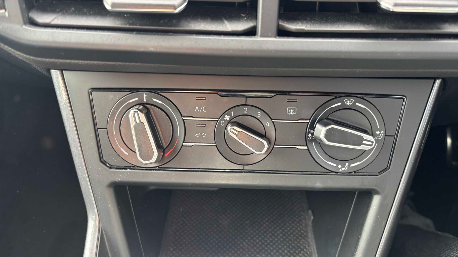 Used Volkswagen Polo 2019 for sale - 77859683: Photo 23