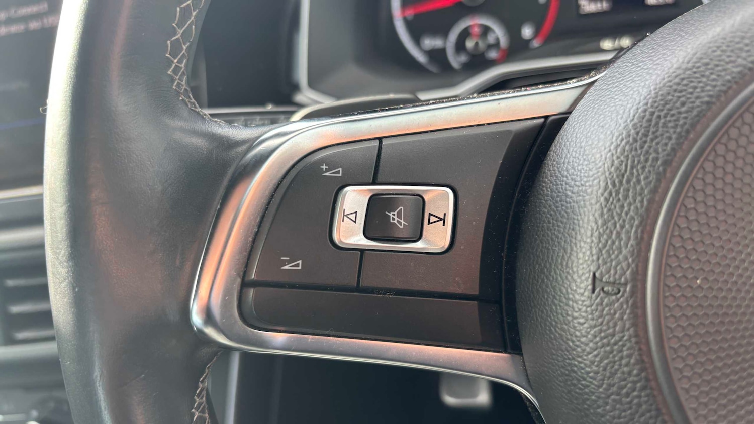 Used Volkswagen Polo 2019 for sale - 77859683: Photo 26