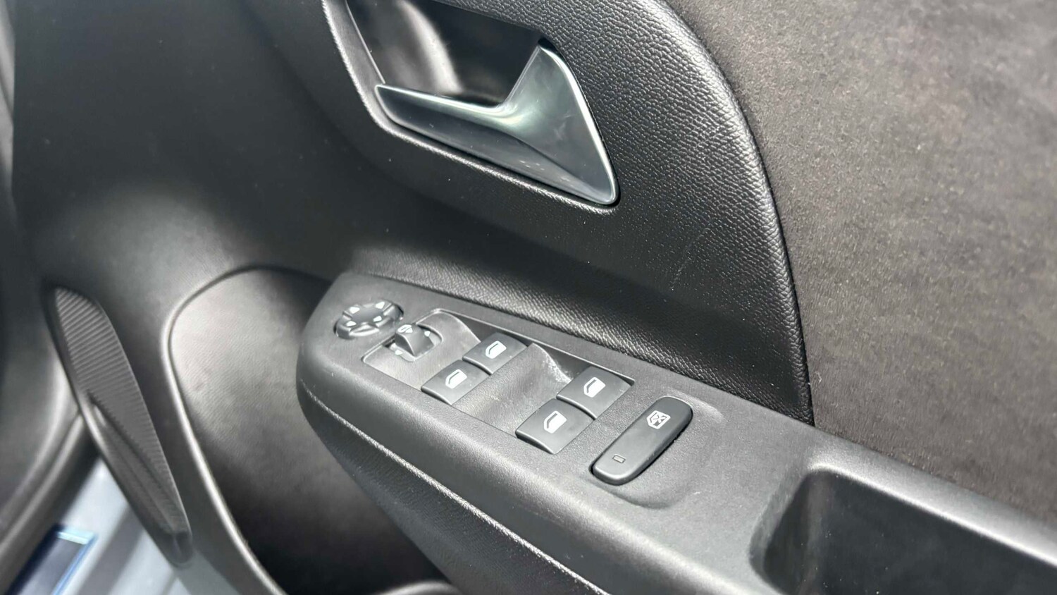 Used Vauxhall Corsa for sale - 77862565: Photo 15