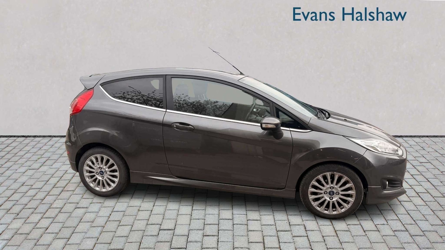 Used Ford Fiesta 2016 for sale - 78209270: Photo 4