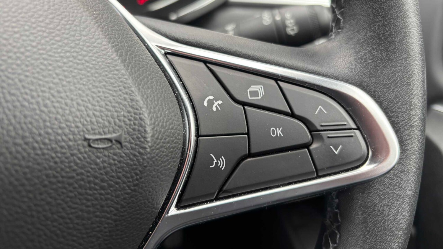 Used Renault Captur 2022 for sale - 77858860: Photo 16