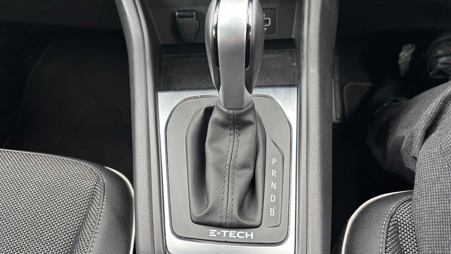 Used Renault Captur 2022 for sale - 77858860: Photo 19