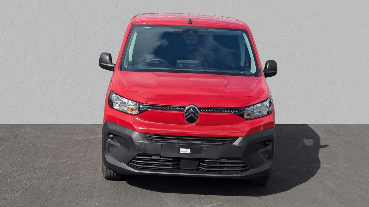 Used Citroen Berlingo 2025 for sale - 77856601: Photo 2