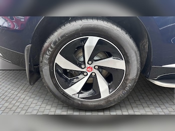 Used Jaguar F-Pace 2022 for sale - 77859582: Photo