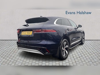 Used Jaguar F-Pace 2022 for sale - 77859582: Photo