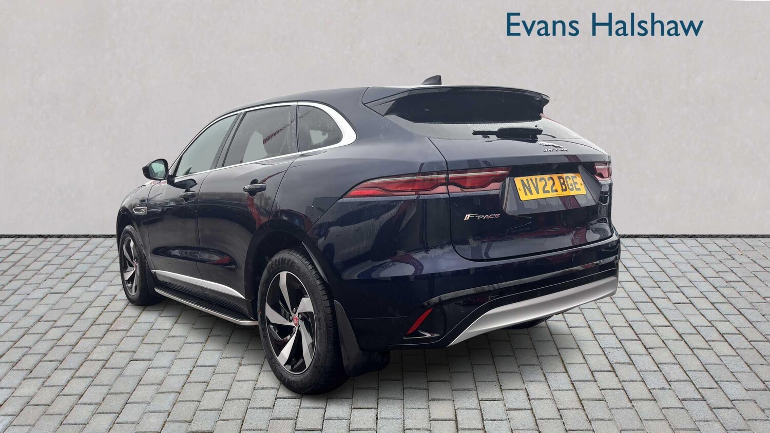 Used Jaguar F-Pace 2022 for sale - 77859582: Photo 6