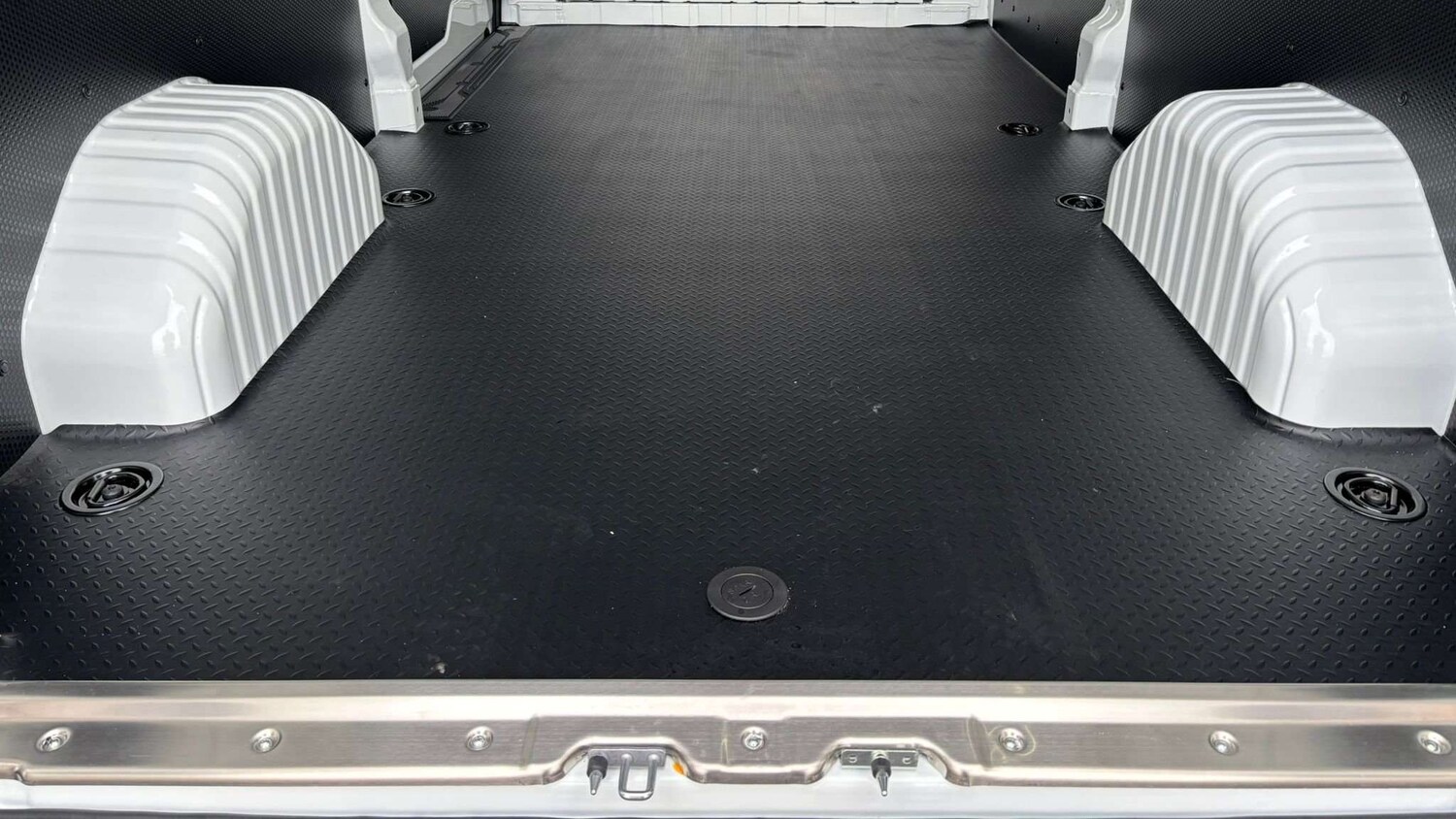 Used Maxus Deliver 9 for sale - 77860740: Photo 26