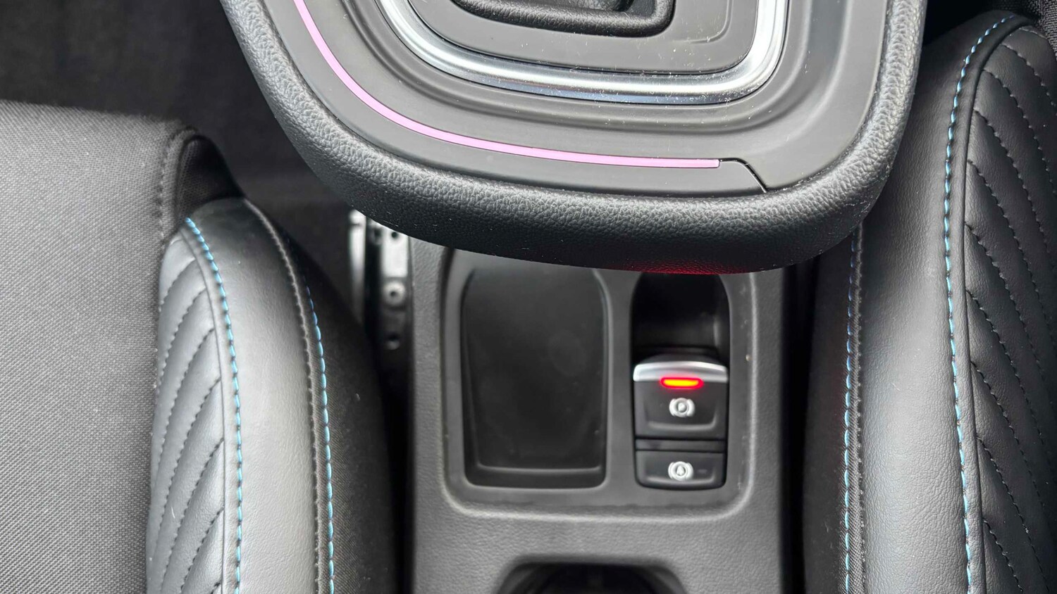 Used Renault Clio for sale - 77860095: Photo 24