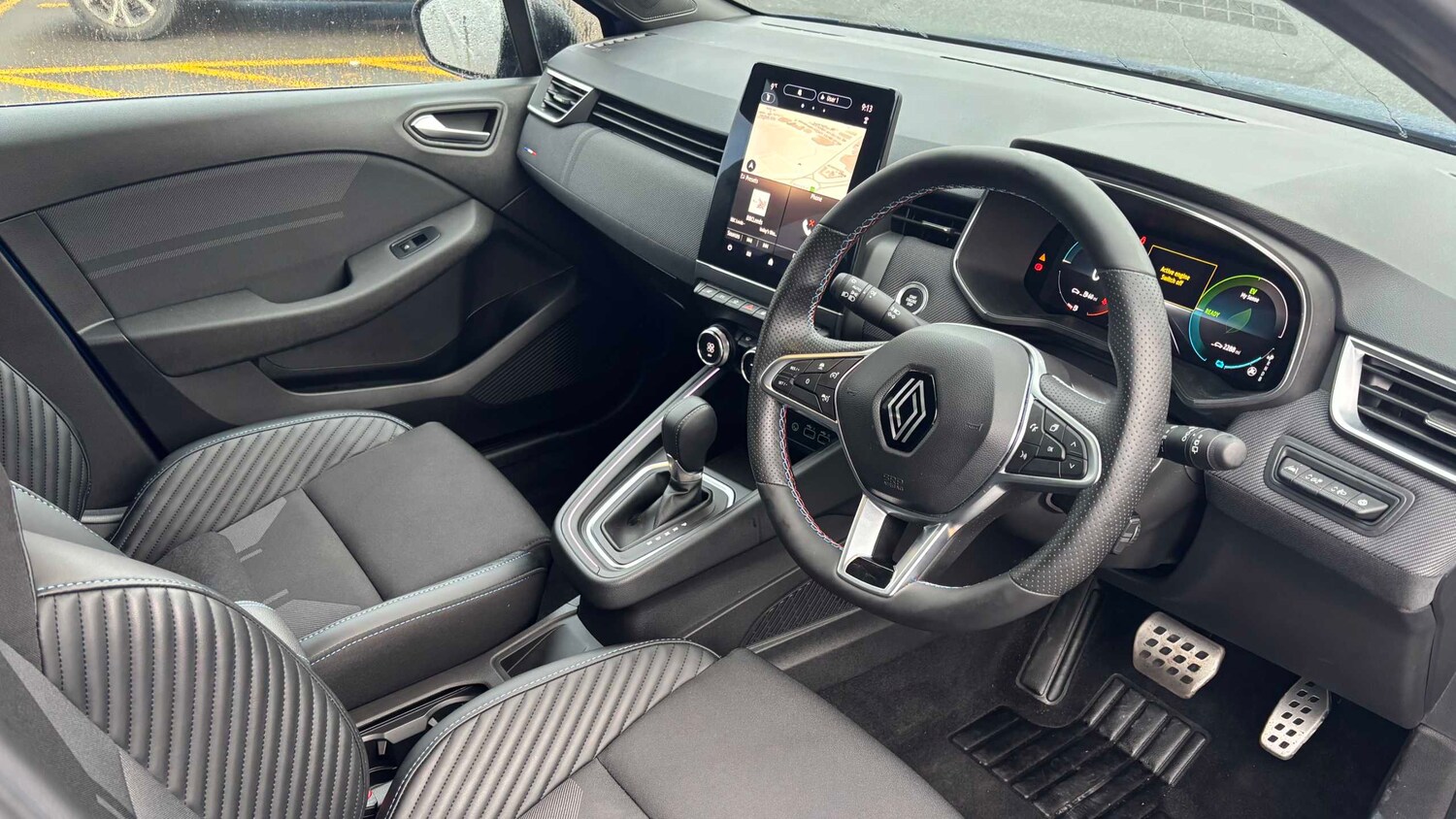 Used Renault Clio for sale - 77860095: Photo 9