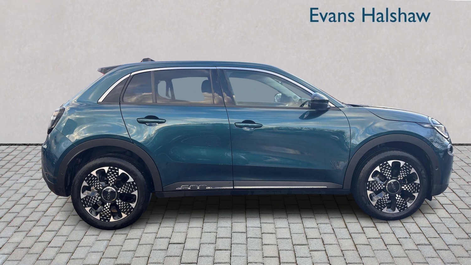 Used Fiat 600 2024 for sale - 77858170: Photo 2