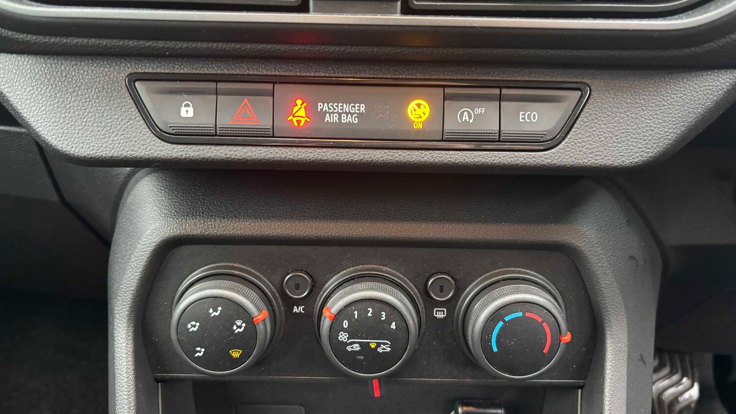 Used Dacia Sandero for sale - 77861163: Photo 16