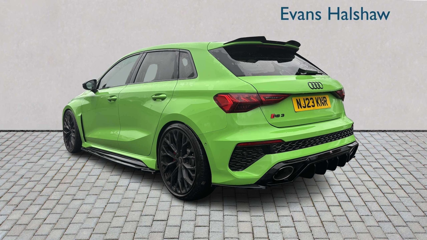 Used Audi RS3 2023 for sale - 77885917: Photo 5