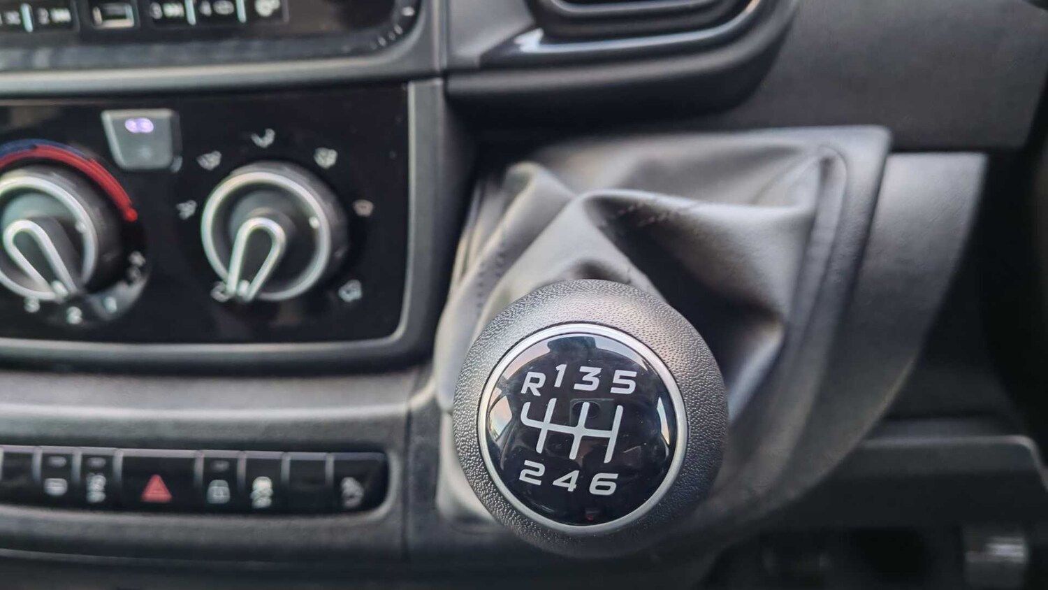 Used Peugeot Boxer 2025 for sale - 77859384: Photo 24