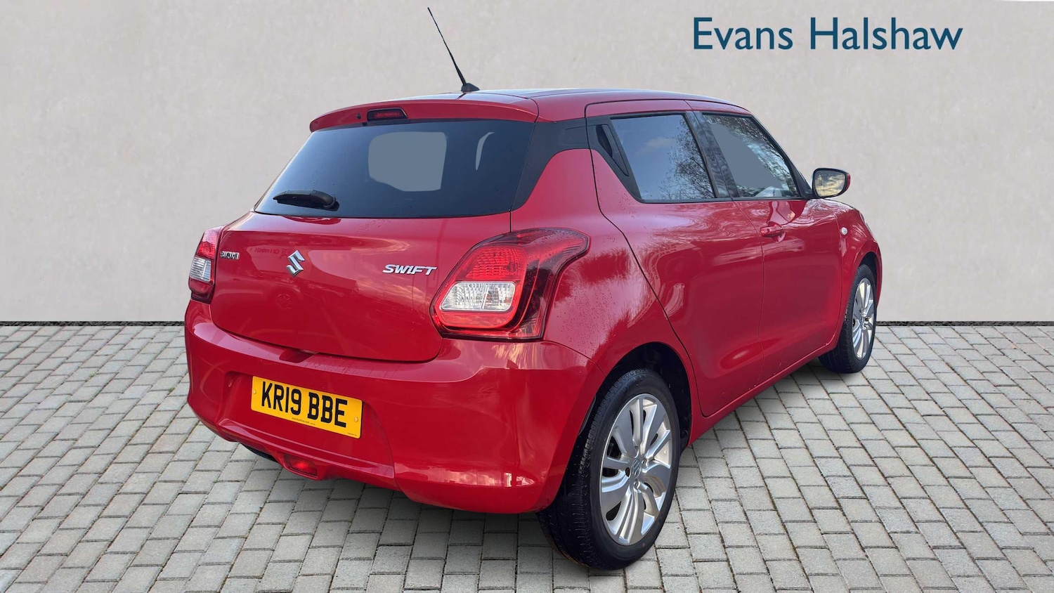 Used Suzuki Swift for sale - 77858719: Photo 3