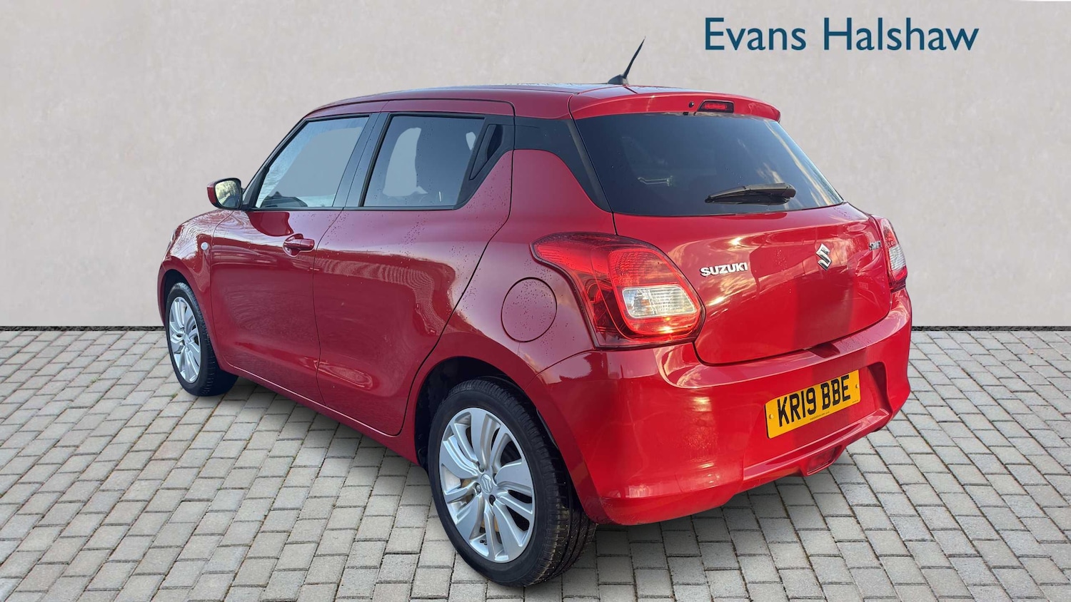 Used Suzuki Swift for sale - 77858719: Photo 5