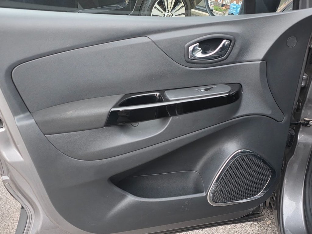 Used Renault Captur 2016 for sale - 77010160: Photo 22