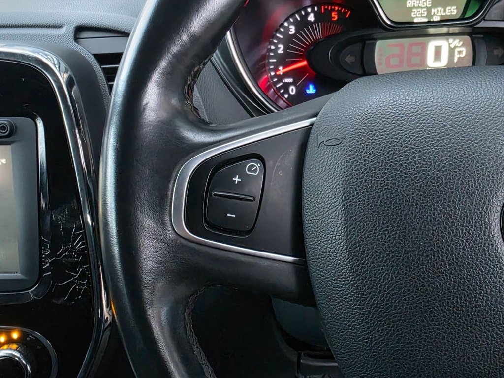 Used Renault Captur 2016 for sale - 77010160: Photo 35