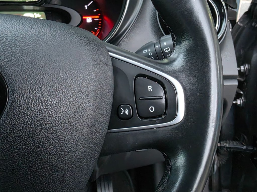 Used Renault Captur 2016 for sale - 77010160: Photo 36