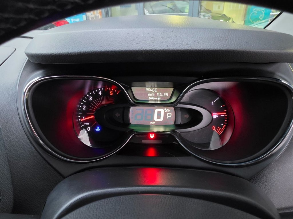 Used Renault Captur 2016 for sale - 77010160: Photo 37