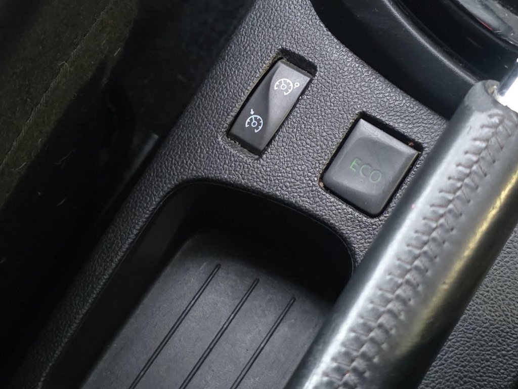 Used Renault Captur 2016 for sale - 77010160: Photo 38